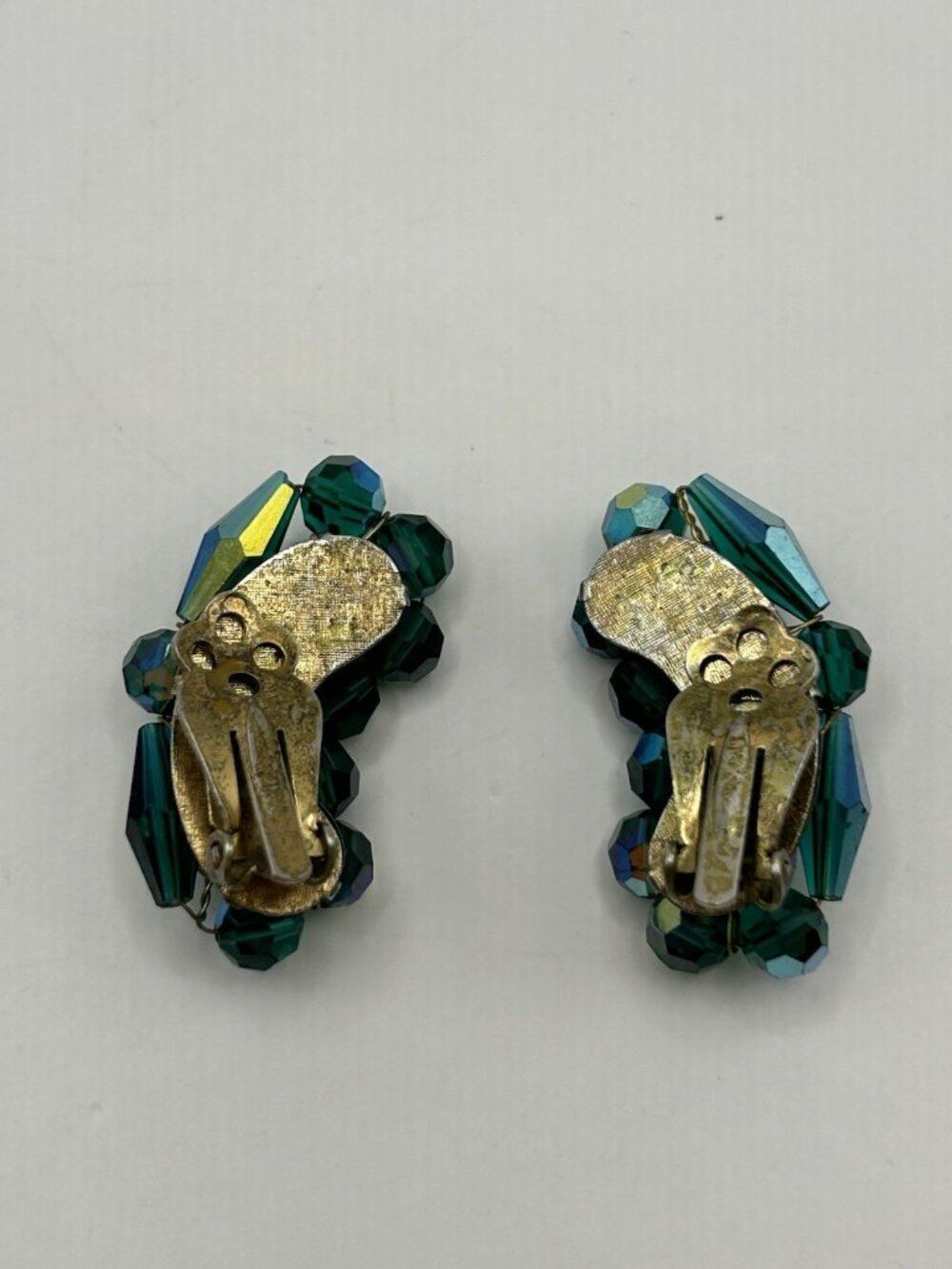 Vintage Emerald Green AB Bead Cluster Clip On Earrings Statement MCM Retro Shine - Picture 7 of 9